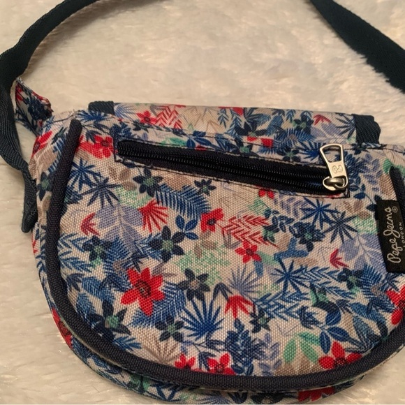Pepe Jeans Small Crossbody Purse - Picture 2 of 5